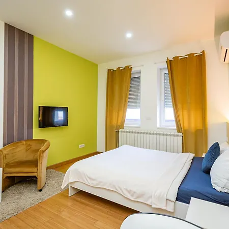 Kalanj I Sobe Belgrado