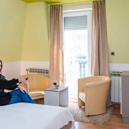 Kalanj I Sobe Apartamento