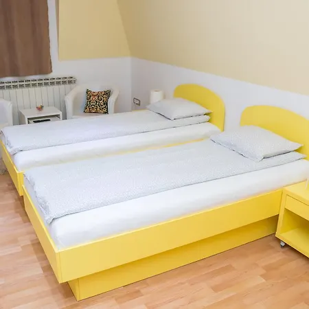 Kalanj I Sobe דירה בלגרד