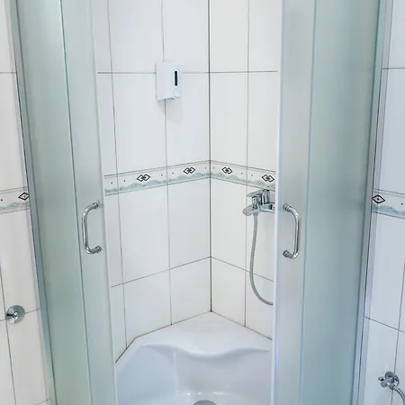 Apartamento Kalanj I Sobe Belgrado