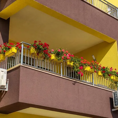 Kalanj I Sobe Apartment *
